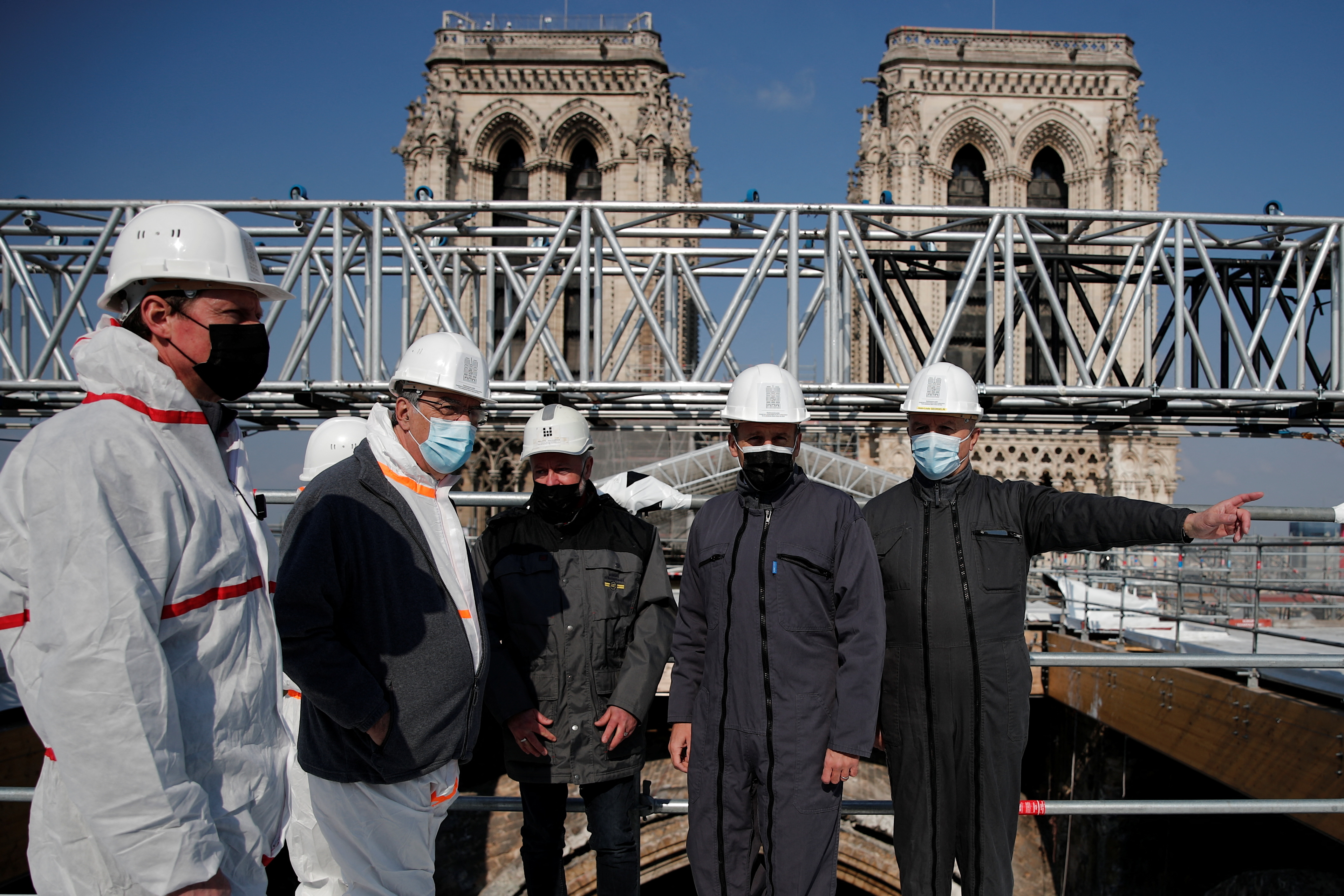 Notre Dame: la restauración de 22 pinturas, otro paso para la reapertura
