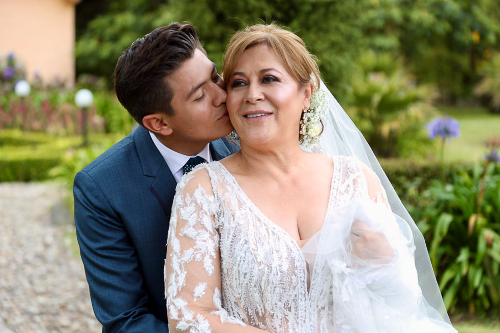 Alina Lozano y Jim Velásquez se casaron ¡Así se celebró la boda del año!