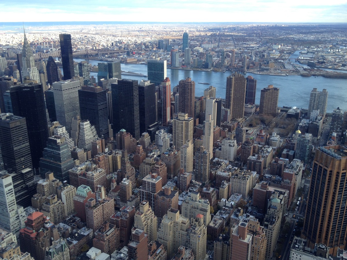 Nueva York se hunde poco a poco por el peso de sus edificios