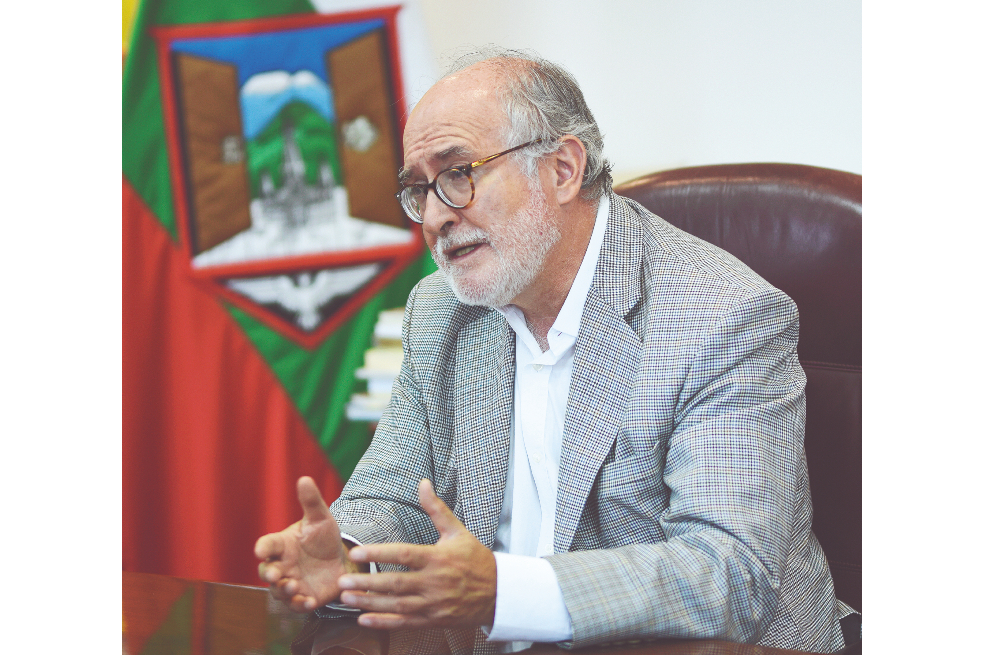 Corte Suprema acusa al senador Guido Echeverri por presunta corrupción