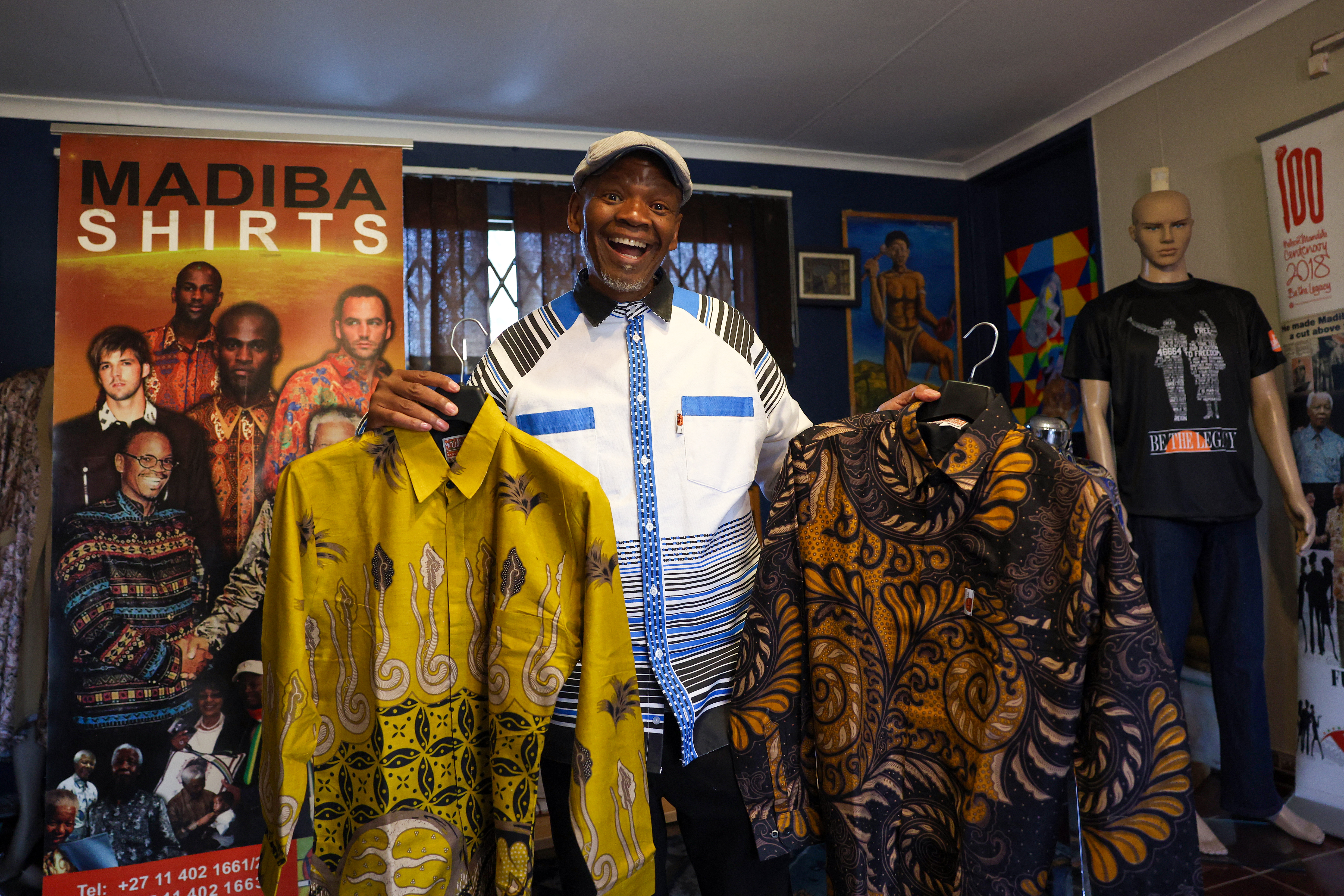 Sonwabile Ndamase, el diseñador de las camisas de Mandela