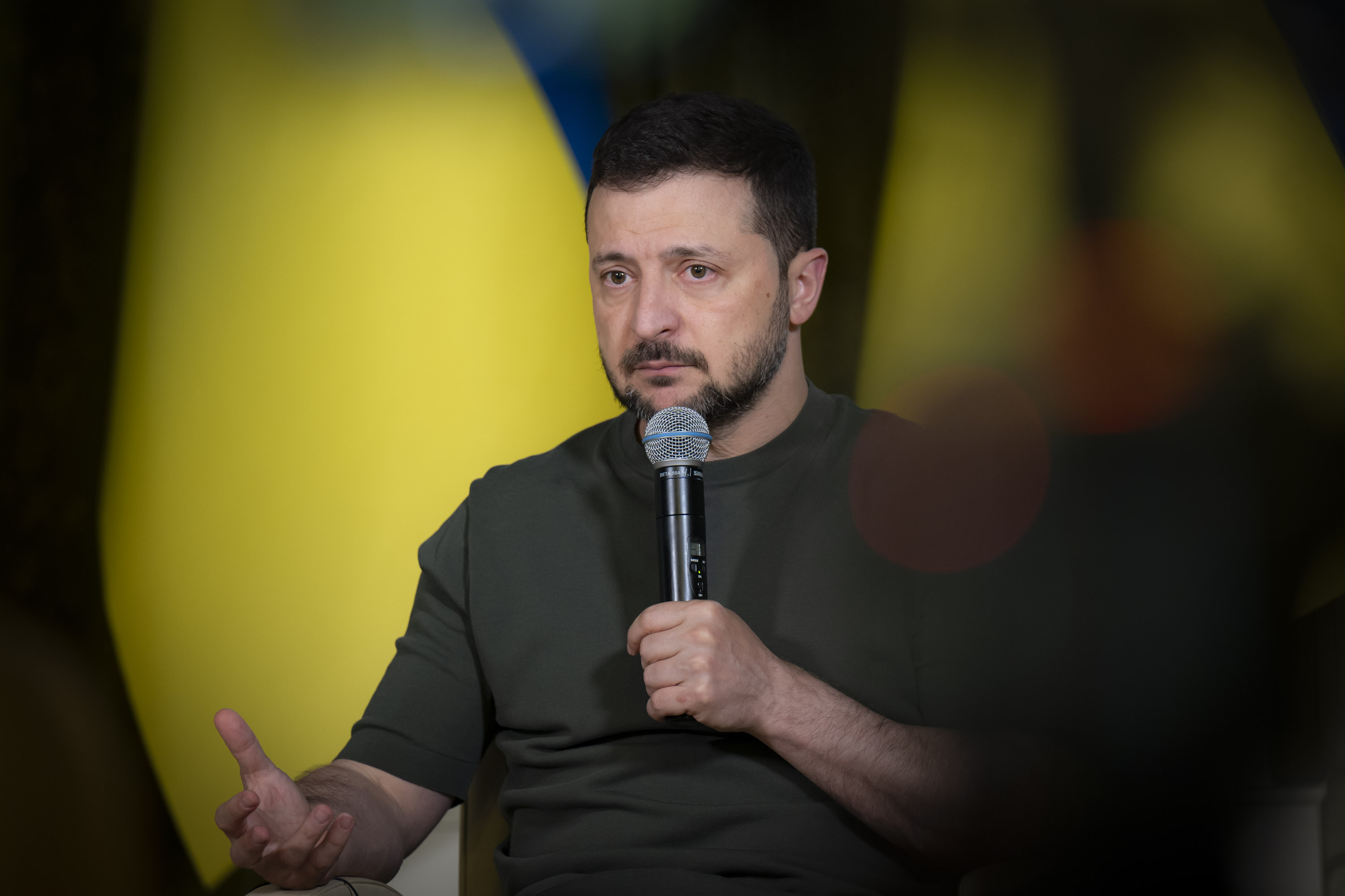 Zelenski: “Colombia no debe mandarnos armas, hablamos de intercambio tecnológico”