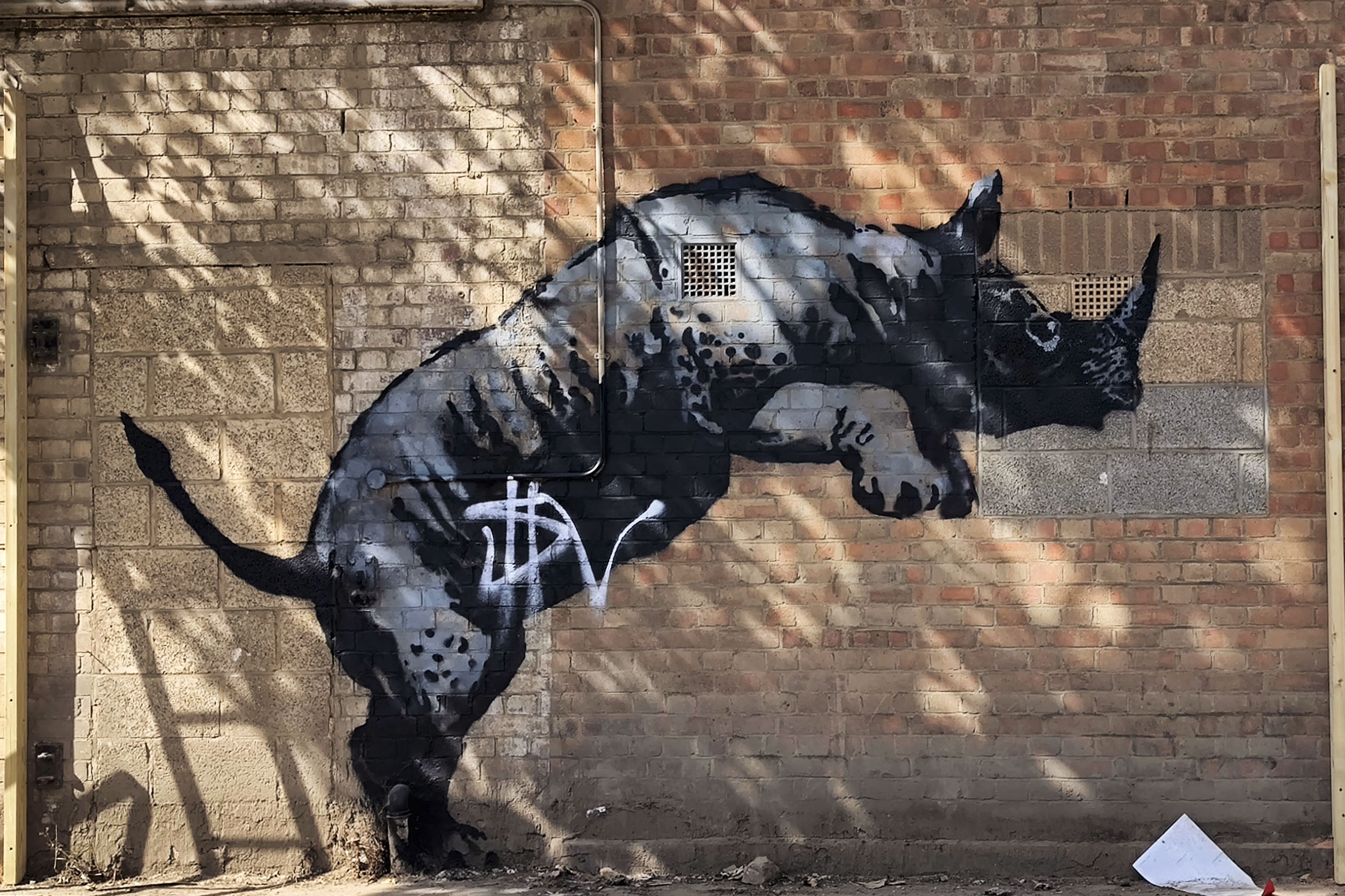 Banksy se tomó Londres para convertirlo en un zoológico
