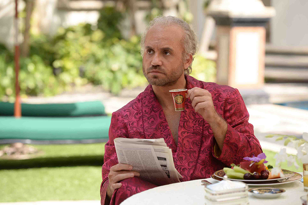 Familia del diseñador Gianni Versace, en contra de la serie que revive el asesinato