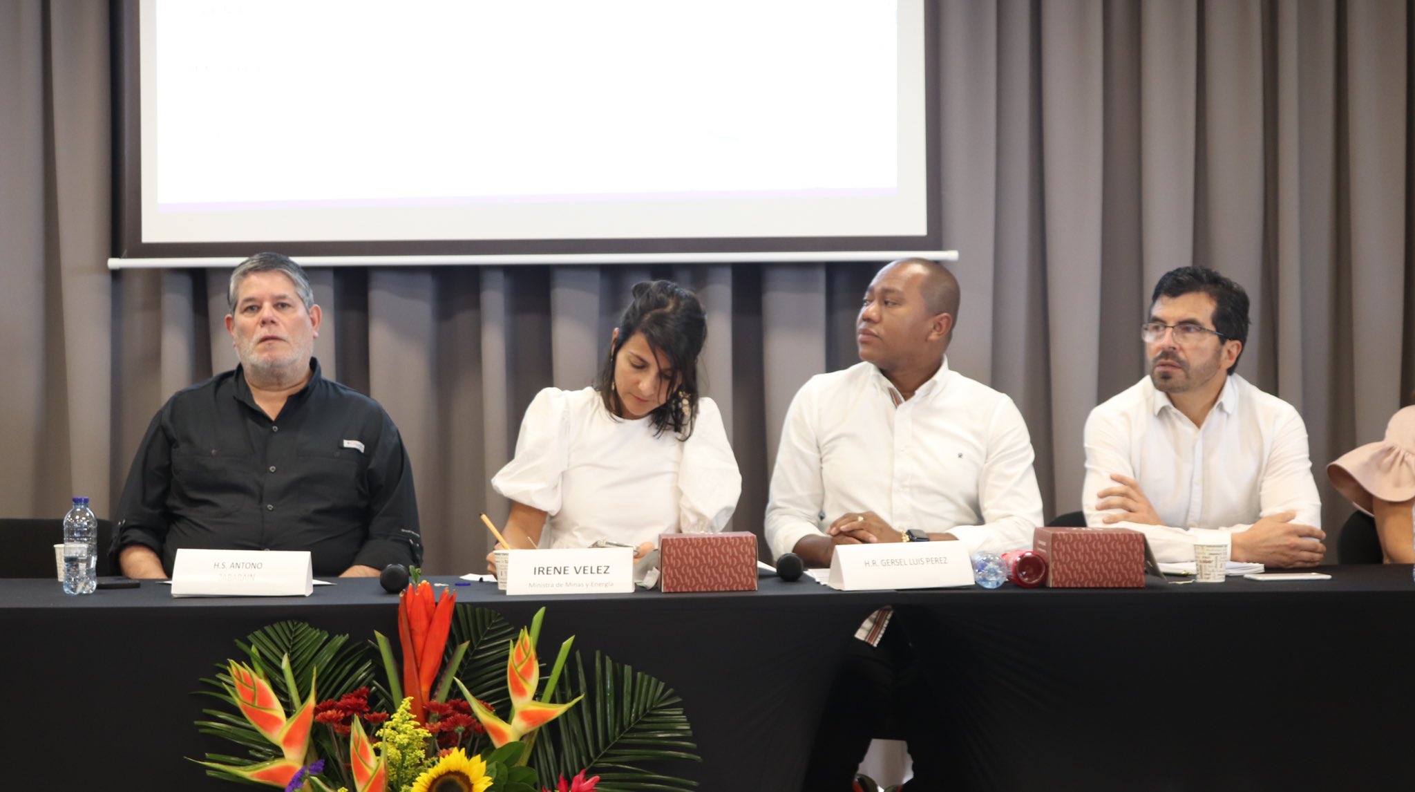 Gobierno contradice a Daniel Quintero sobre apagón en 2023 por Hidroituango