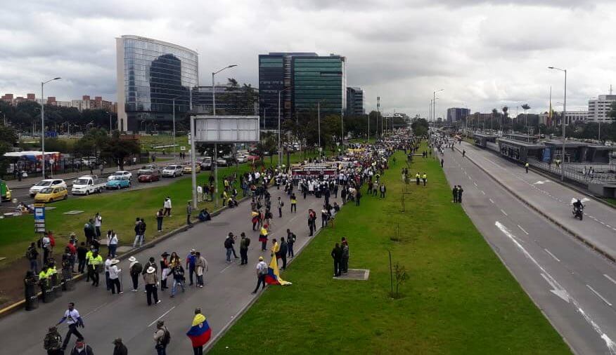 Por manifestaciones, se presentan congestiones sobre la Calle 26 en Bogotá