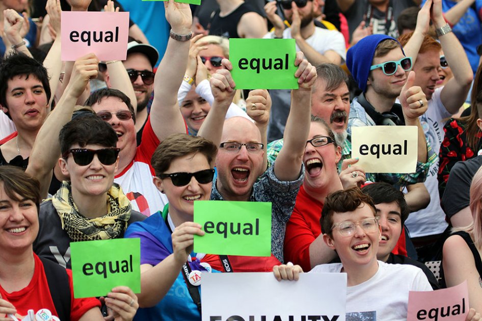 Matrimonio gay en Irlanda es un «desafío» para la Iglesia