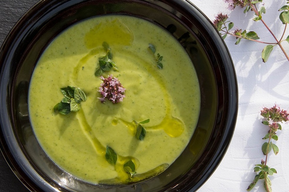 ¿Cómo hacer crema de calabacín? Descubre la receta aquí