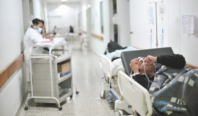 Aunque las cifras no son claras, para la Asociación Colombiana de Hospitales y Clínicas las deudas de las EPS del régimen contributivo con las IPS es de $3,9 billones. / Archivo
