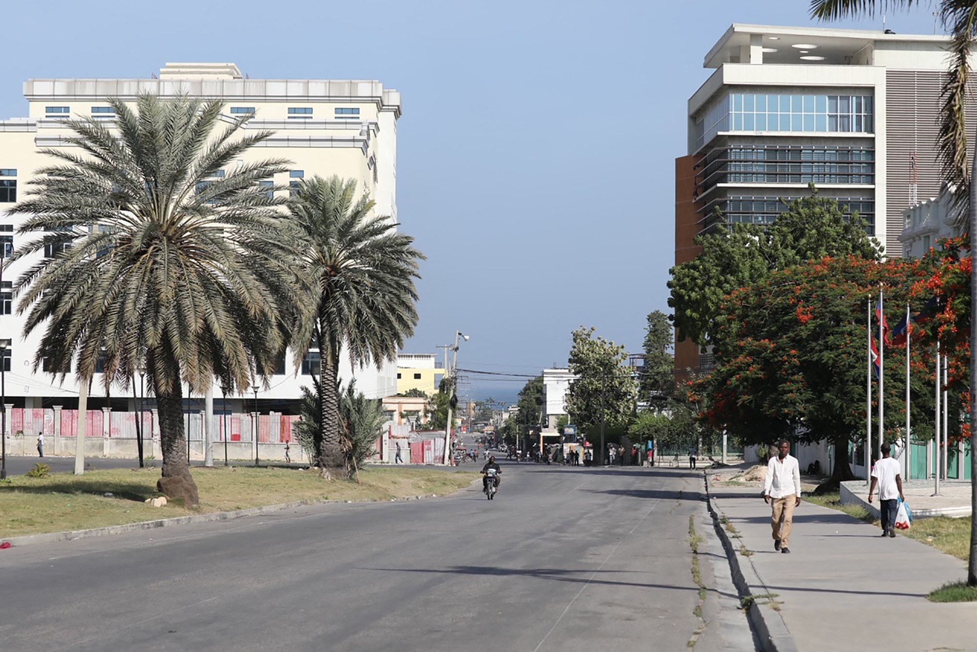Se ven calles vacías cerca del Palacio Presidencial el 7 de julio de 2021 en Puerto Príncipe, Haití.