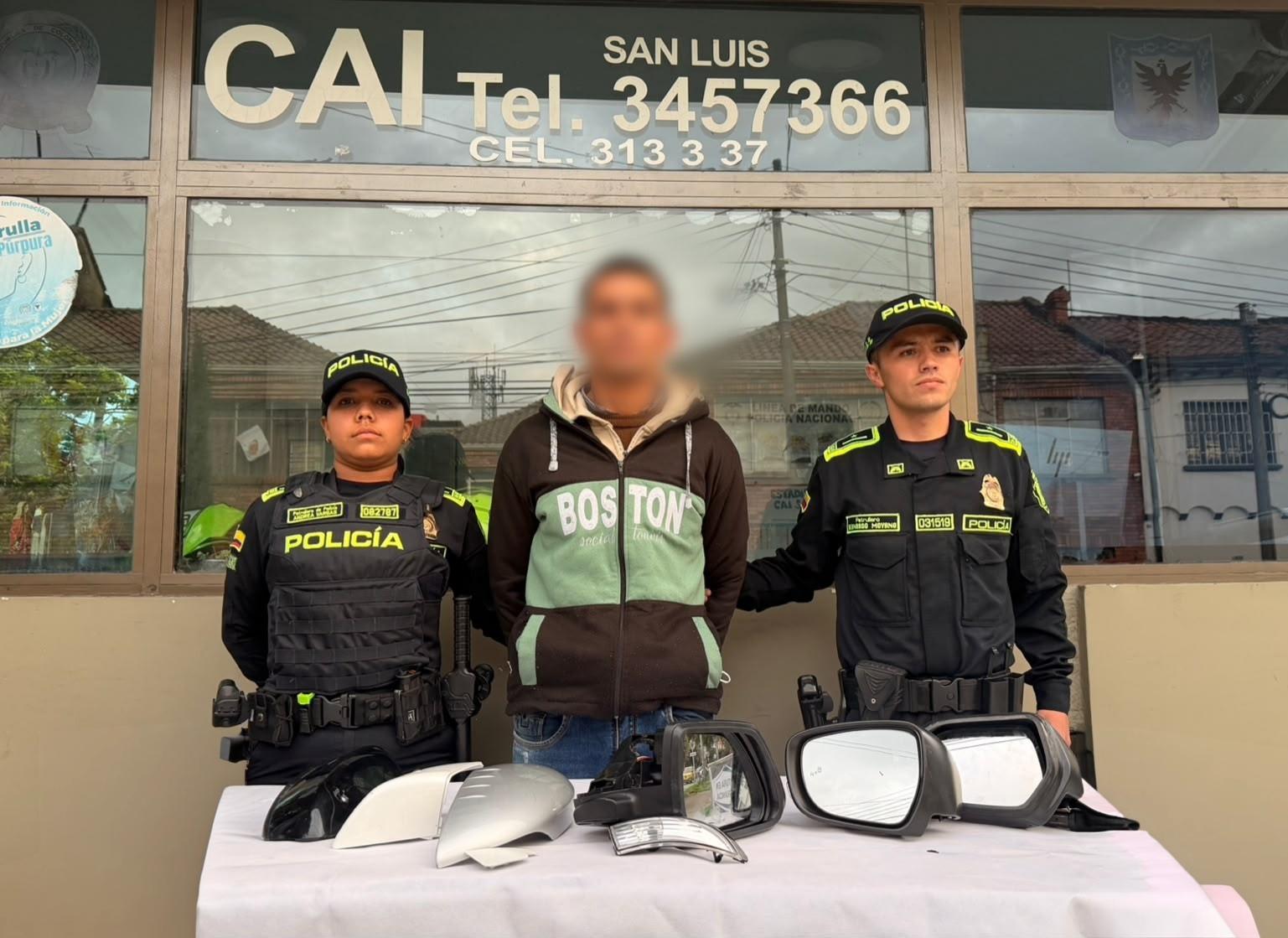 Cae hombre acusado de desmantelar vehículos para robar autopartes en Bogotá