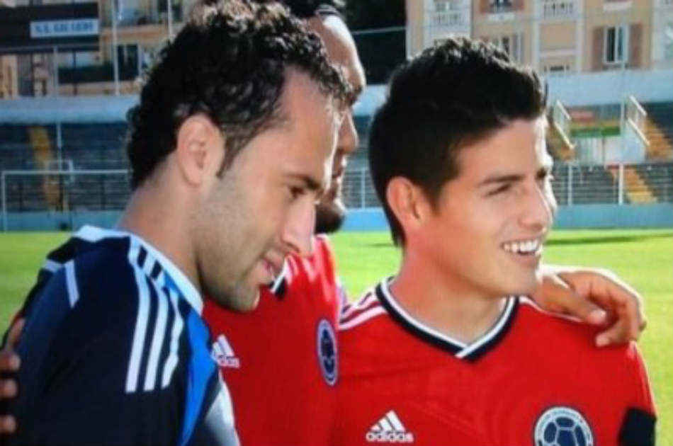 El rojo estaría presente en el uniforme alterno de la selección Colombia