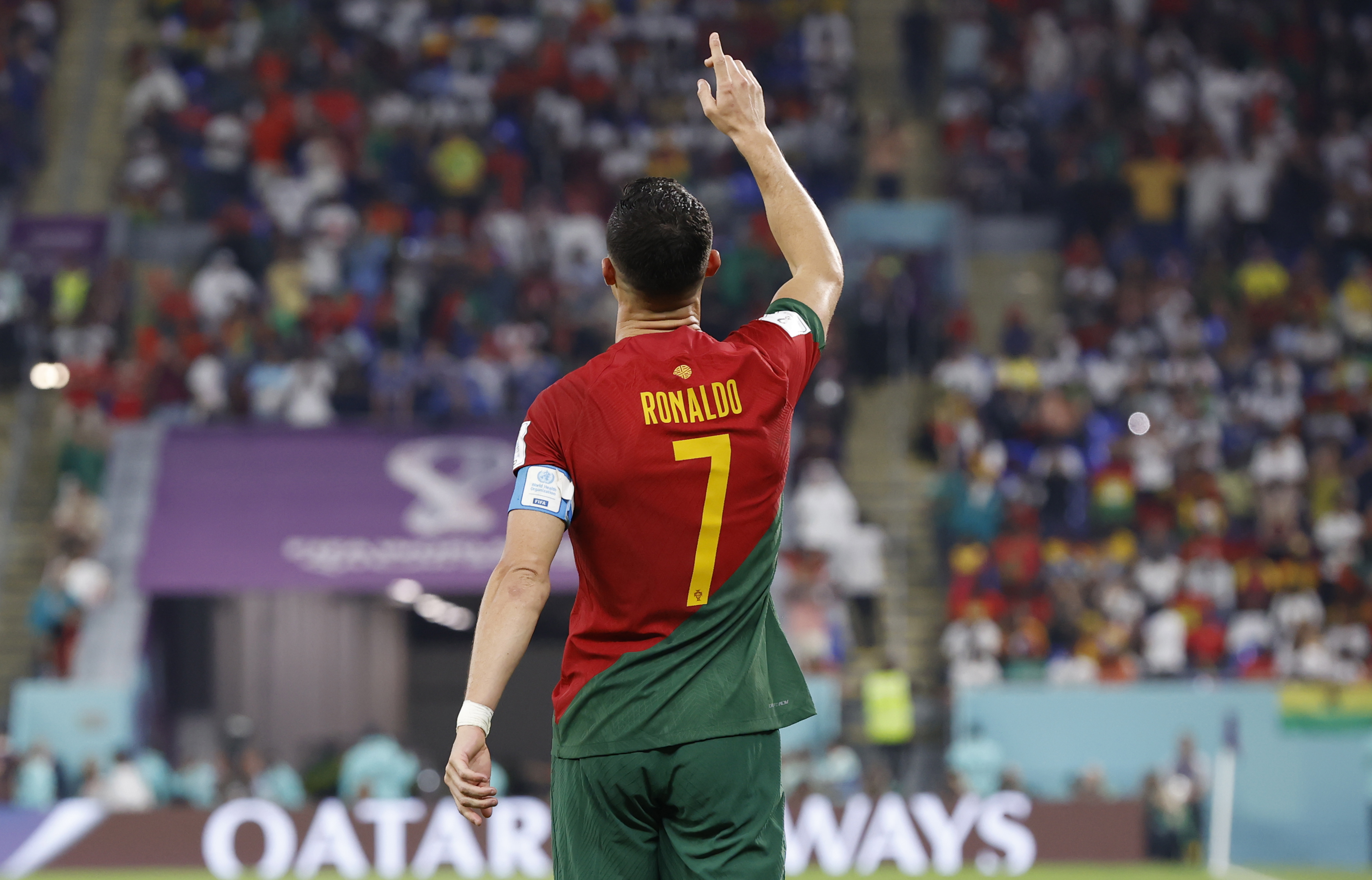 Doha (Qatar), 24/11/2022.- Cristiano Ronaldo of Portugal celebrates scoring the 1-0 by penalty during the FIFA World Cup 2022 group H soccer match between Portugal and Ghana at Stadium 947 in Doha, Qatar, 24 November 2022. (Mundial de Fútbol, Catar) EFE/EPA/Rolex dela Pena