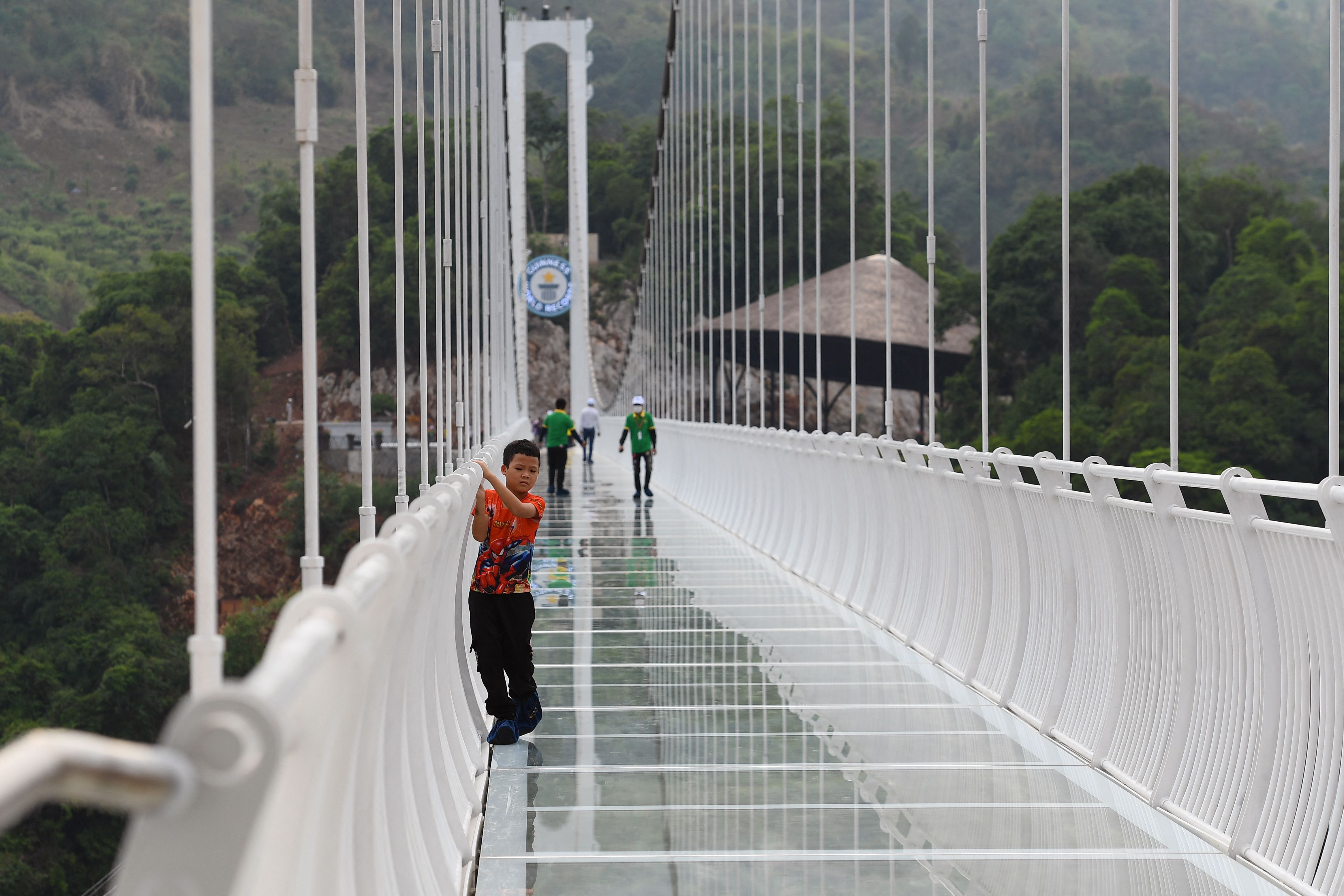 Puente de Cristal en Vietnam, 2022