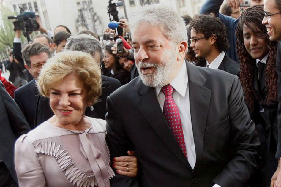 Esposa de expresidente Lula continúa «sedada» tras sufrir un derrame cerebral