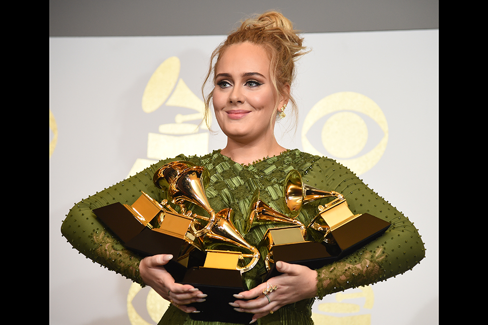 Adele pasa por uno de sus mejores momentos. Está de vuelta en la música y luego de varias decepciones amorosas, se estaría dando un nueva oportunidad en el amor.
