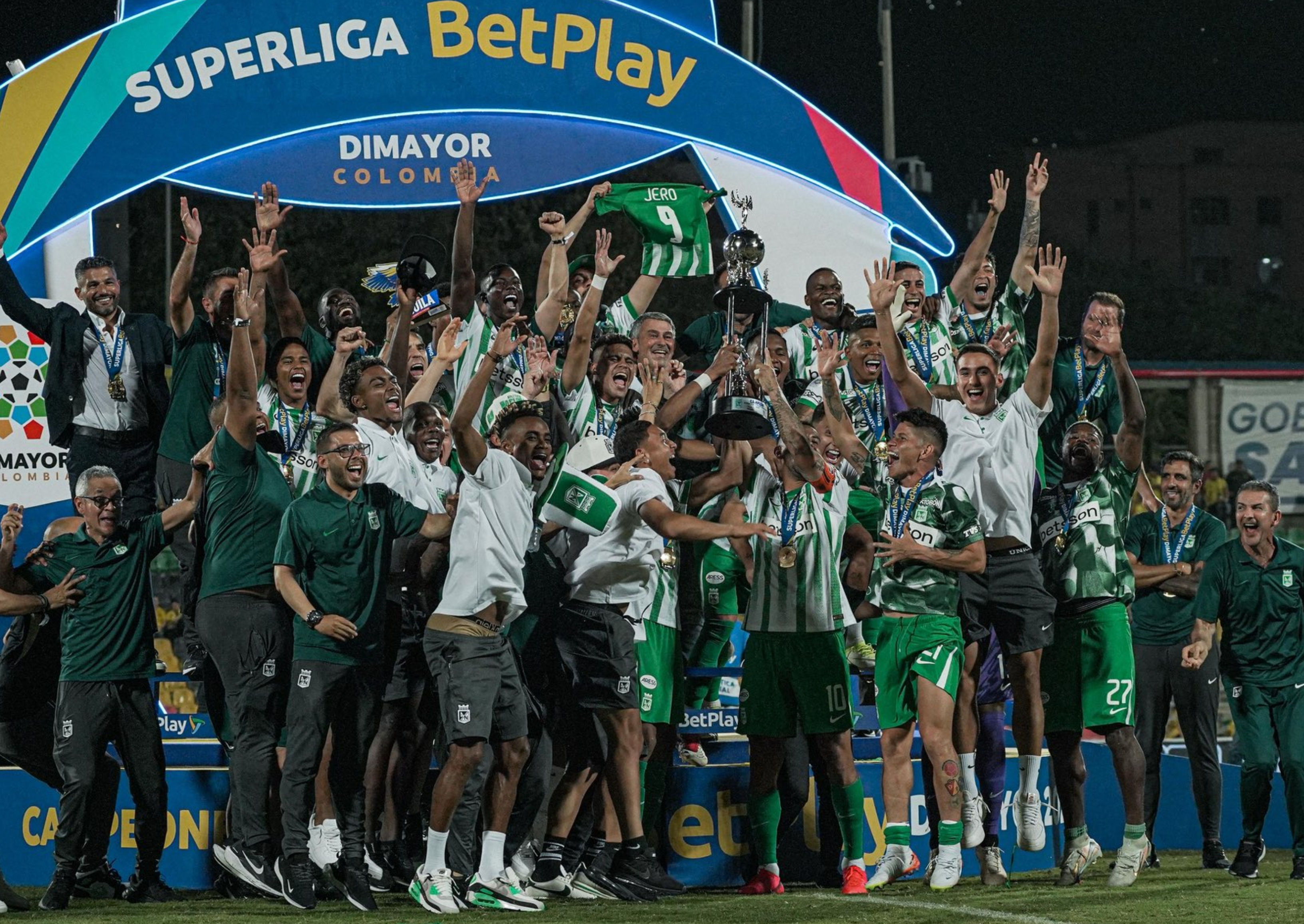 Nacional, campeón de todo; Nacional, supercampeón