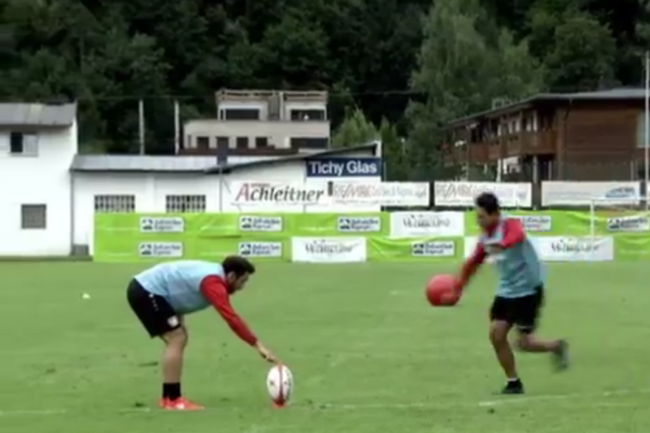 El entrenamiento tipo rugby del Bayer Leverkusen