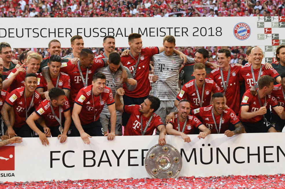 Bayern Múnich perdió con Stuttgart y festejó el título de la Bundesliga