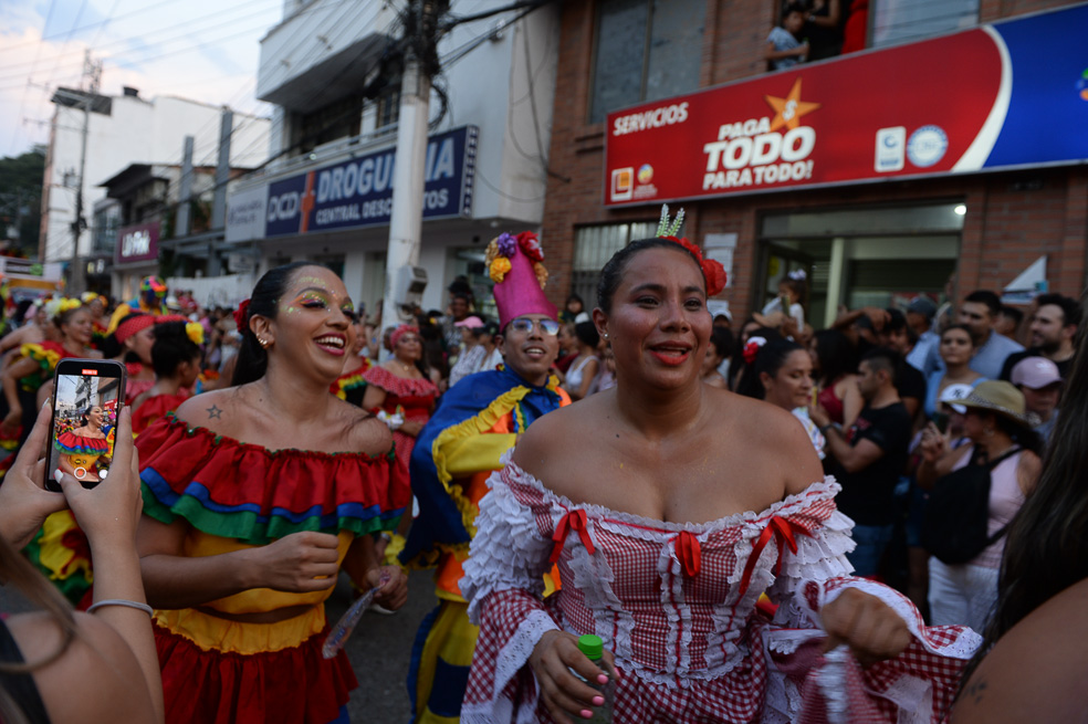 DESFILE DE CARROZAS REINADO NACIONAL DE LA PANELA 2024