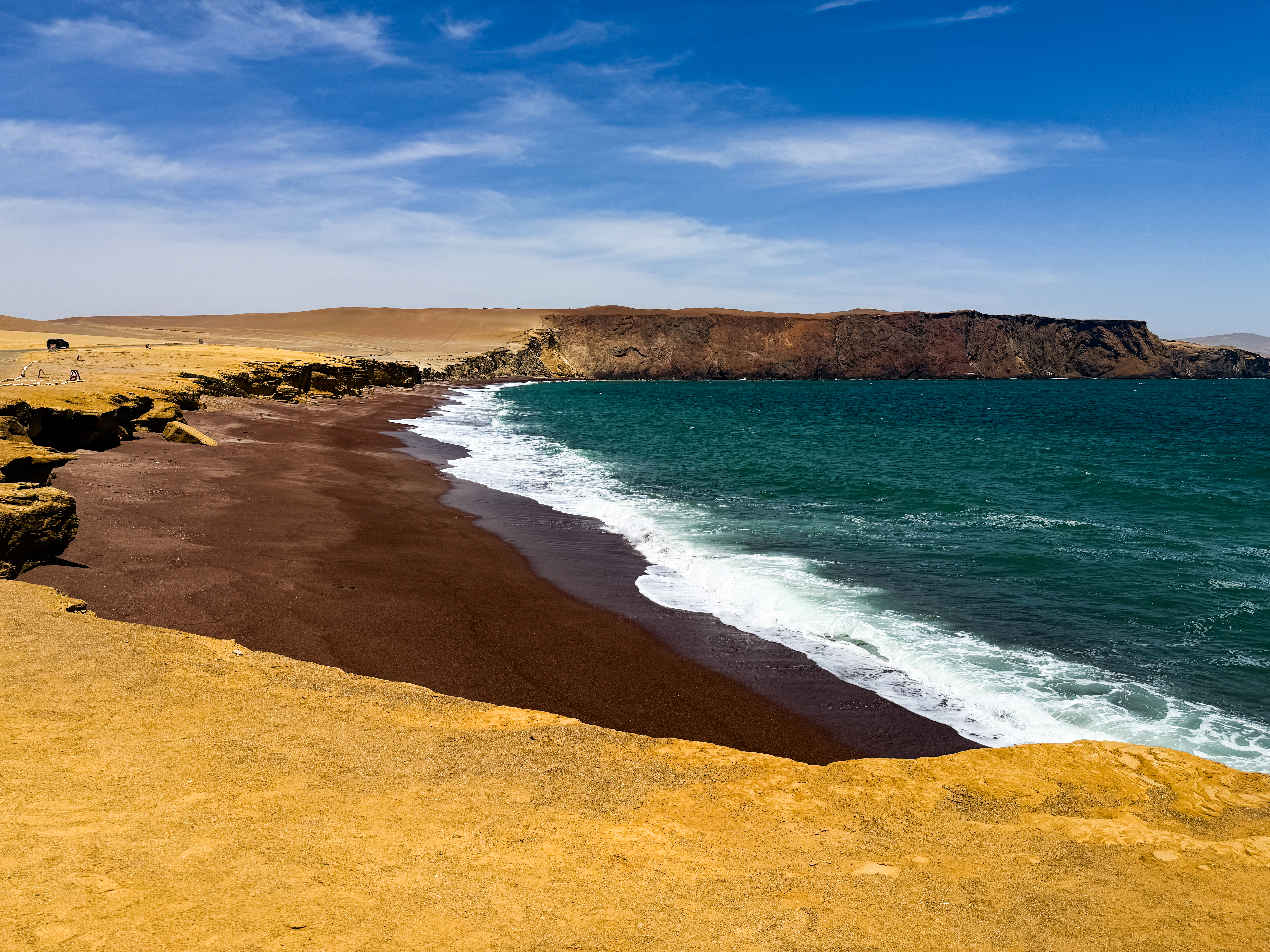 Playa roja, paracas