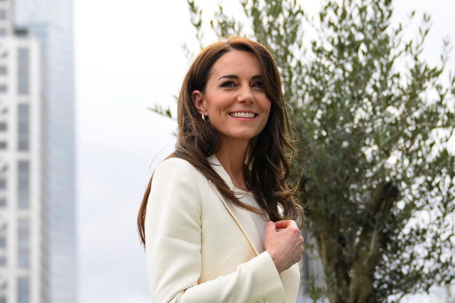 “Estoy orgulloso de ella”: la del rey Carlos y otras reacciones al cáncer de Middleton