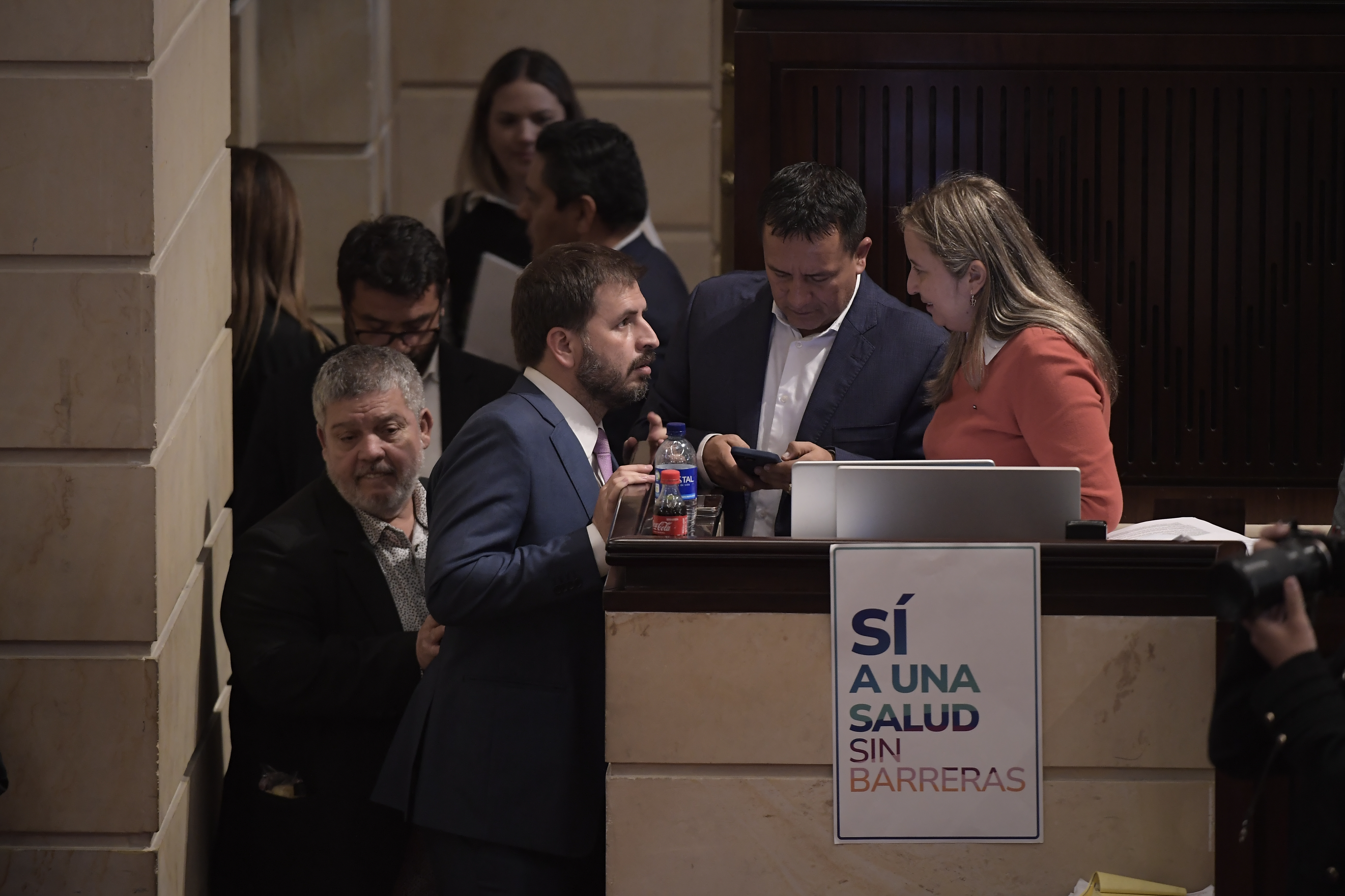 Precandidatos de varios partidos se unen para hablar sobre el sistema de salud