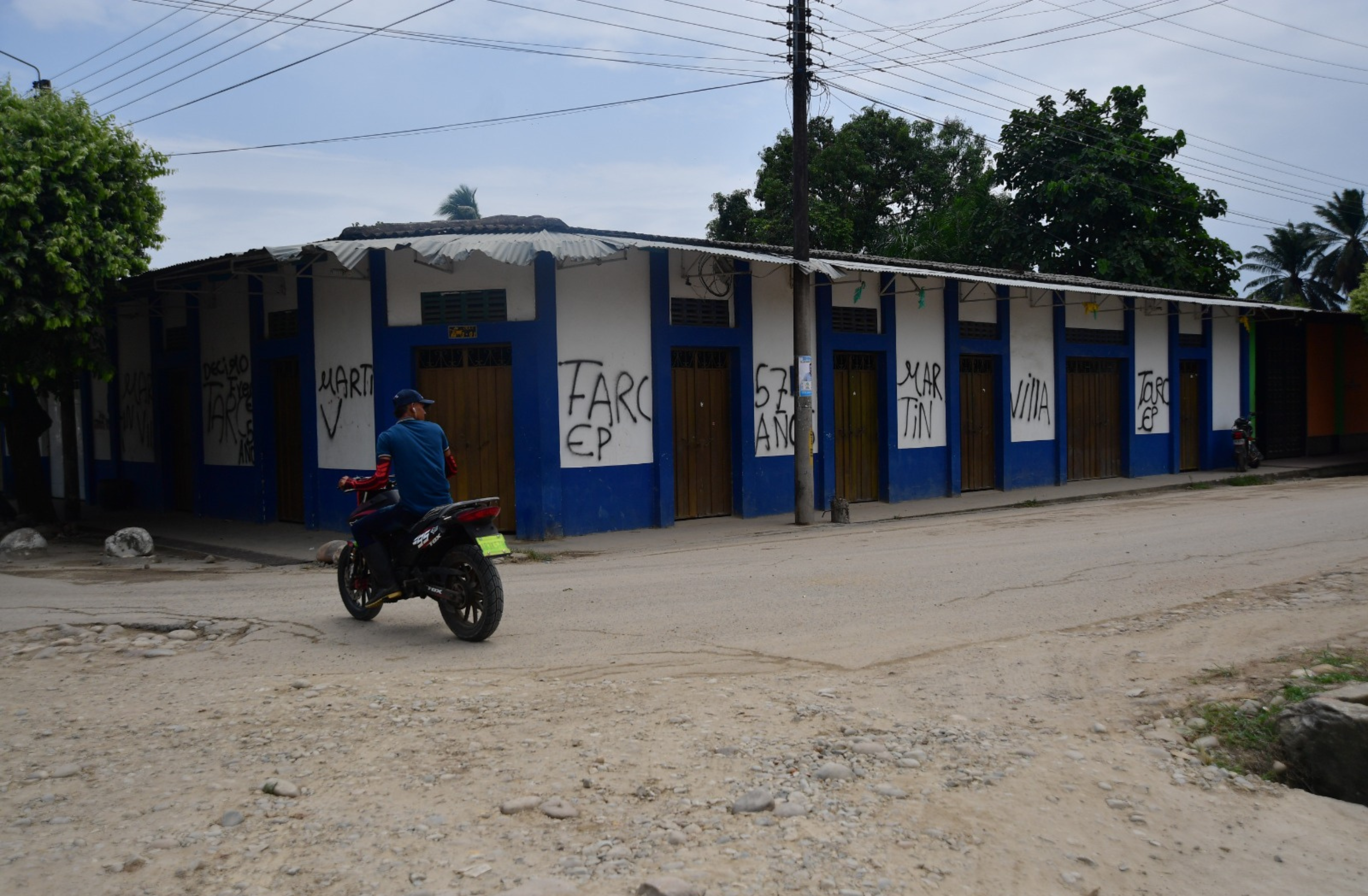 Expertos han advertido que, si no se pone atención a los conflictos entre grupos armados, se podrían replicar crisis humanitarias como la del Catatumbo.