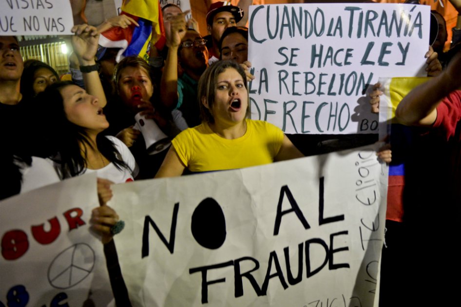 Detienen a general retirado por sucesos violentos tras comicios en Venezuela