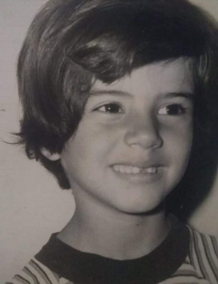 La comisionada Alejandra Miller cuando era niña, en su natal Cali.