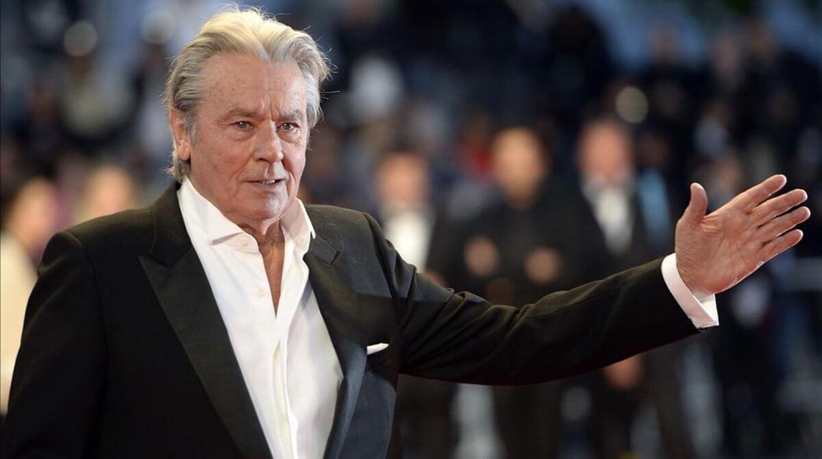 Alain Delon: «La cámara para mí es como una mujer a la que miro a los ojos”