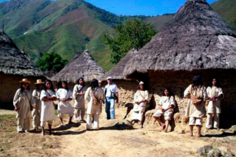 Indígenas y campesinos protestan contra hidroeléctrica en la Sierra Nevada de Santa Marta