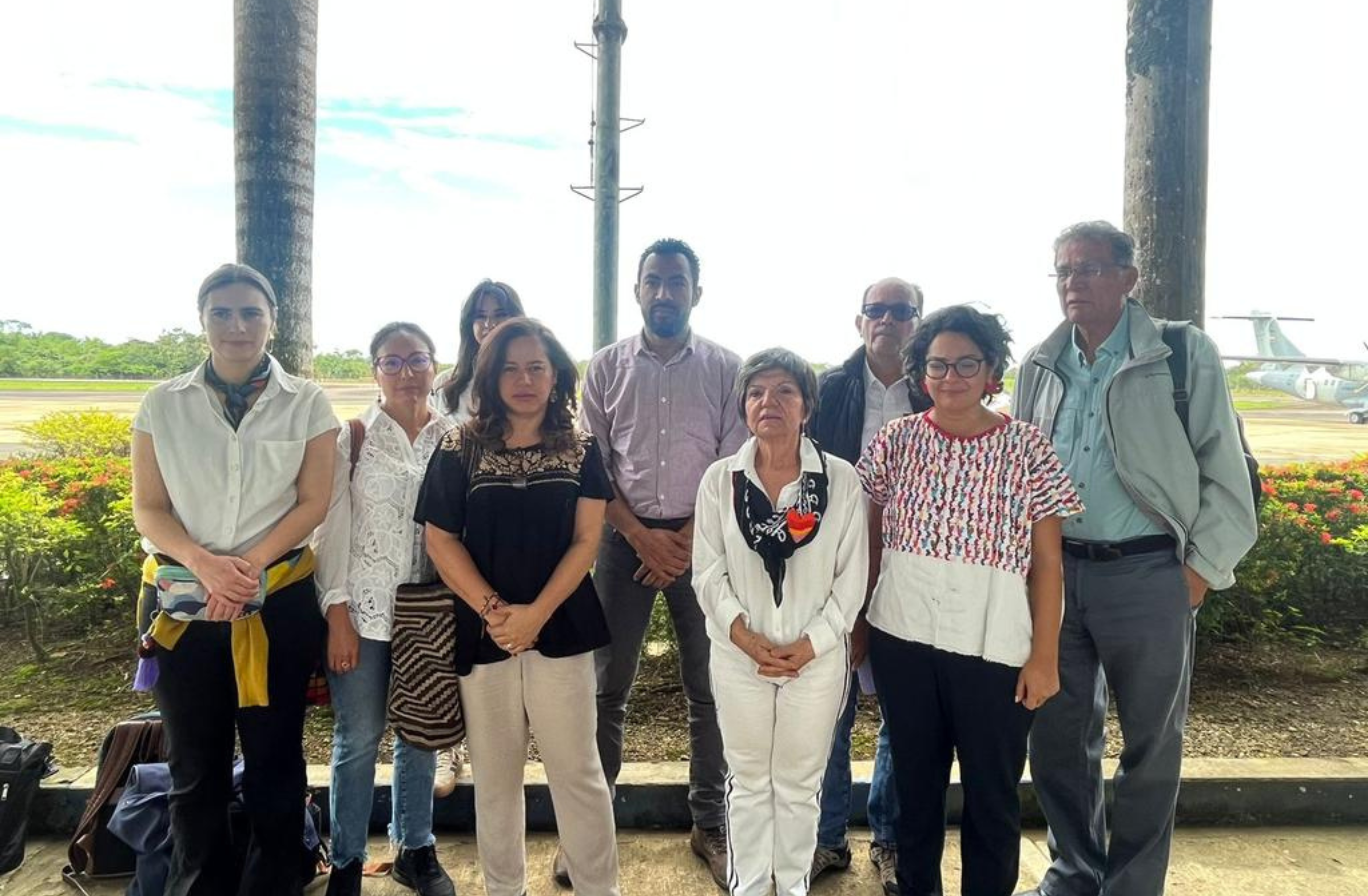 Delegación del gobierno en San Vicente del Caguán (Caquetá) para garantizar la seguridad de firmantes de paz en ETCR de Miravalle.