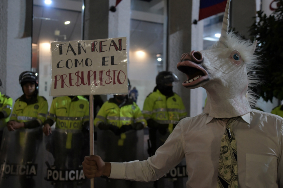 Marcha estudiantil: opacada por represiones violentas del ESMAD y vandalismo