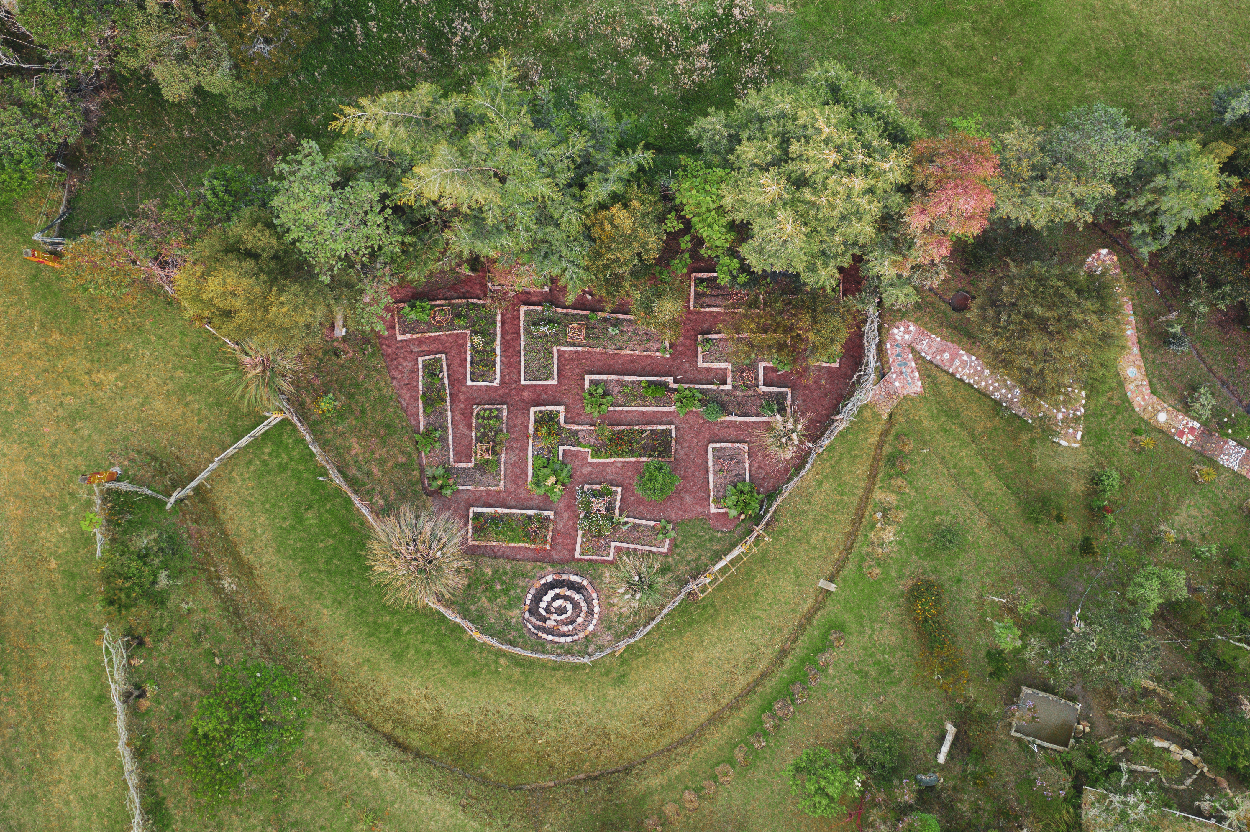En la Calera, a casi 20 km del centro de Bogotá, se encuentra ubicada la finca Metanoia que ofrece la técnica japonesa Baños de Bosque.