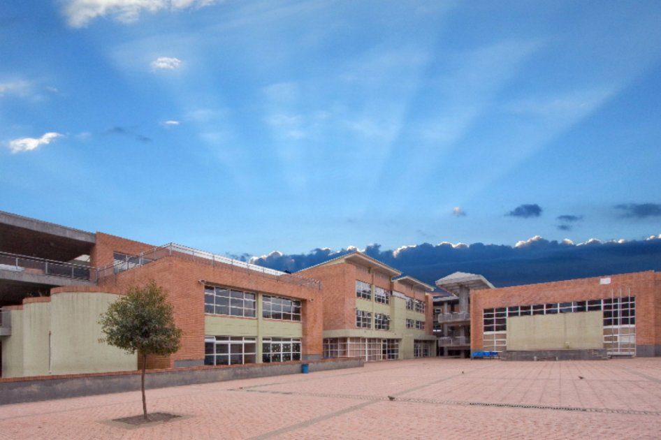 Concejo de Bogotá aprobó vigencias futuras para 13 colegios en concesión