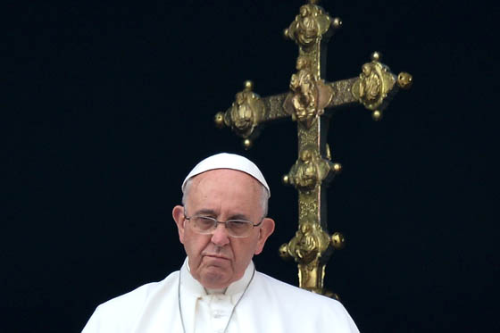 El Papa, en el 'Urbi et orbi'. Foto: AFP