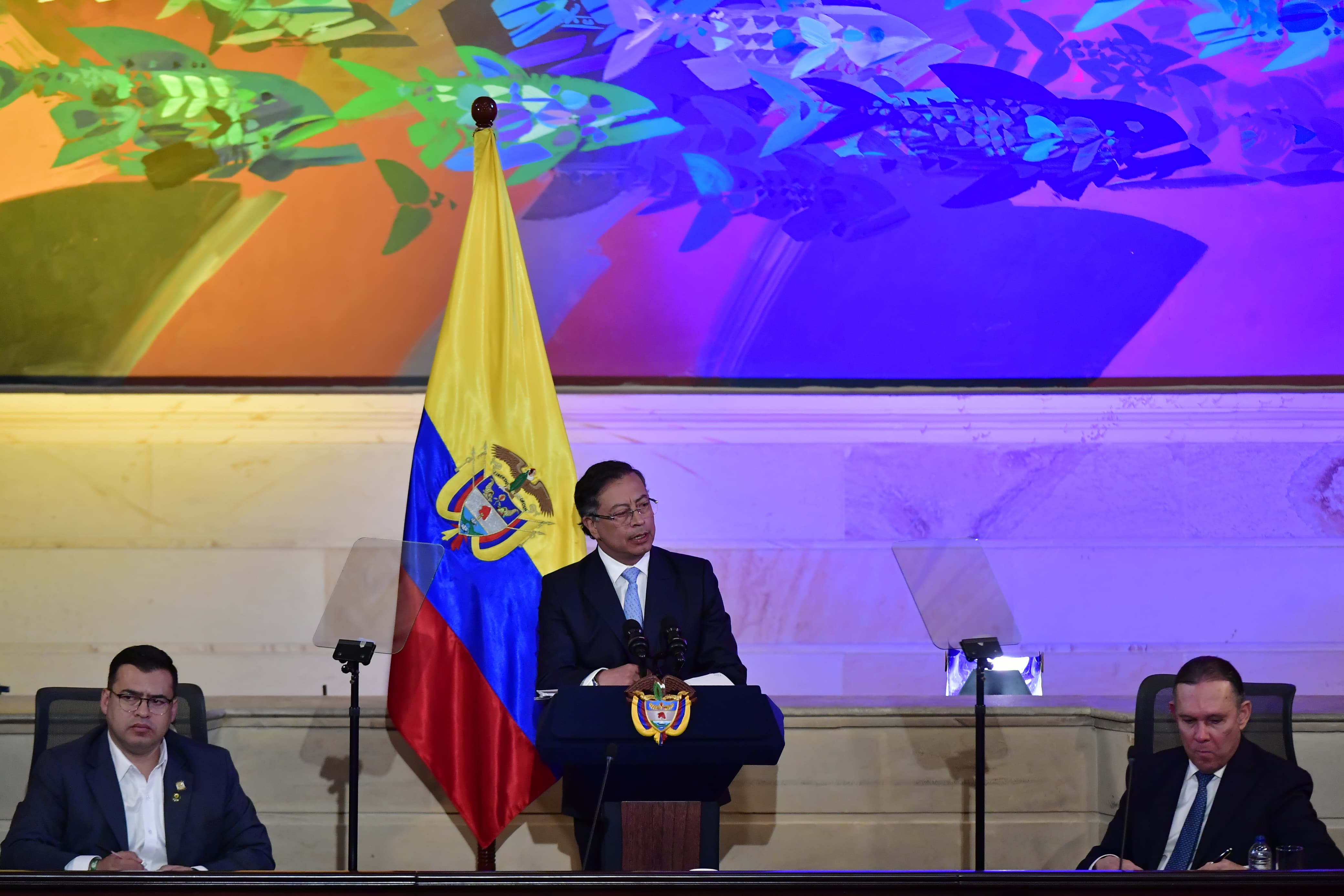Petro le lanzó al Congreso sus últimas apuestas con miras a la reelección de su proyecto
