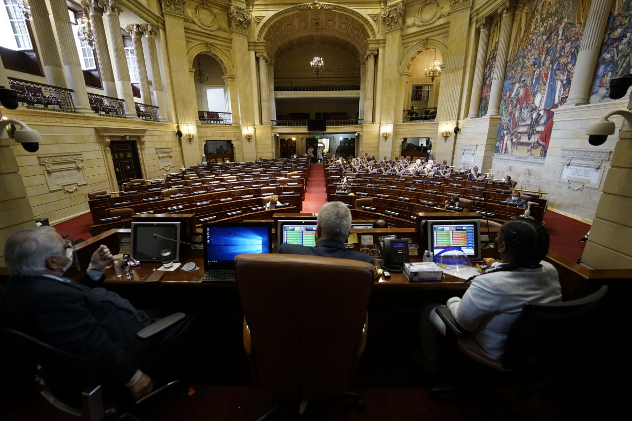 Cámara votará este martes moción de censura contra Diego Molano