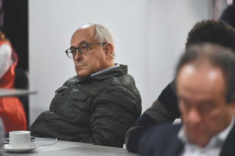 José Obdulio me recordó que debemos conversar con todos
