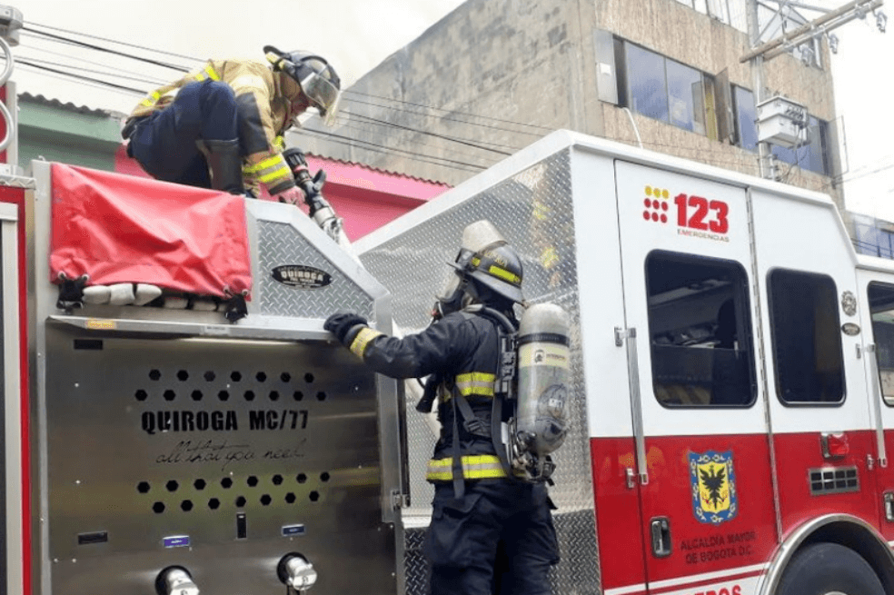 Dos personas resultaron heridas tras la explosión de un horno en una panadería de Bogotá