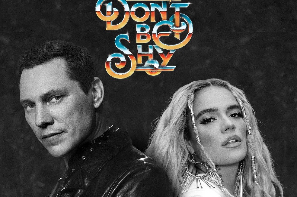 Tiësto y Karol G se juntan por primera vez en su nuevo hit “Don’t be Shy”