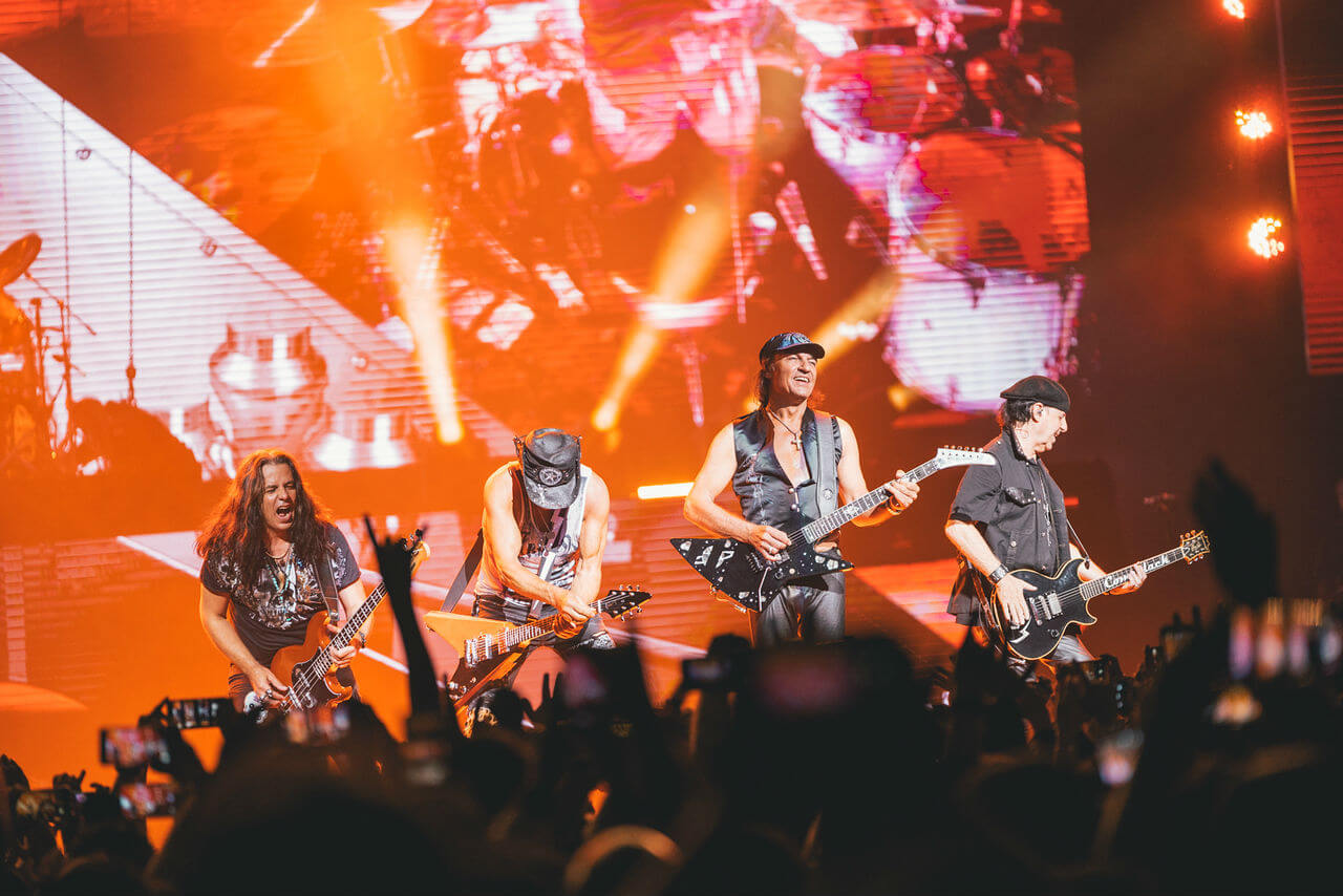 Scorpions clavó su aguijón en el Simón Bolívar