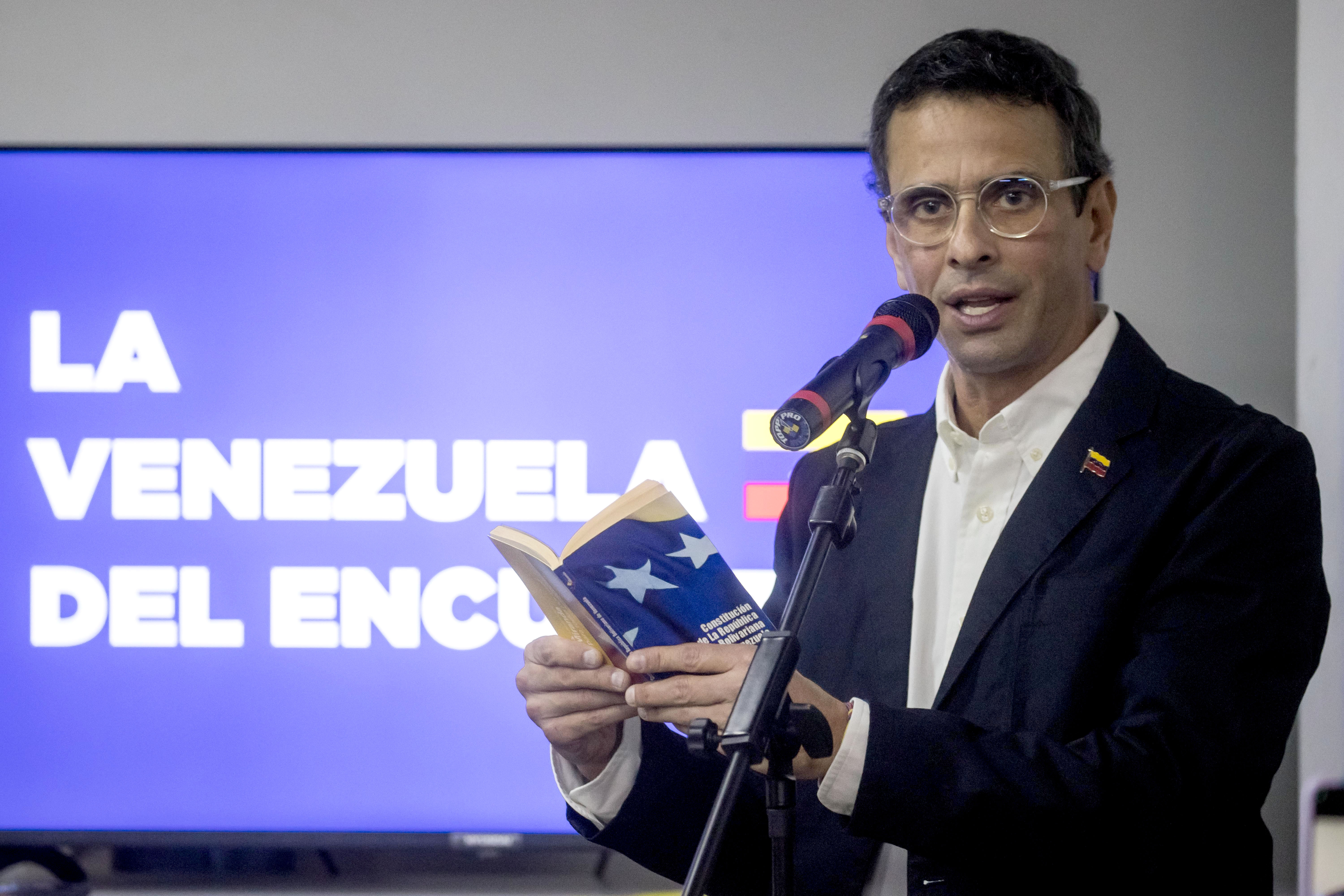 Supremo venezolano se asegura el control del partido opositor de Henrique Capriles