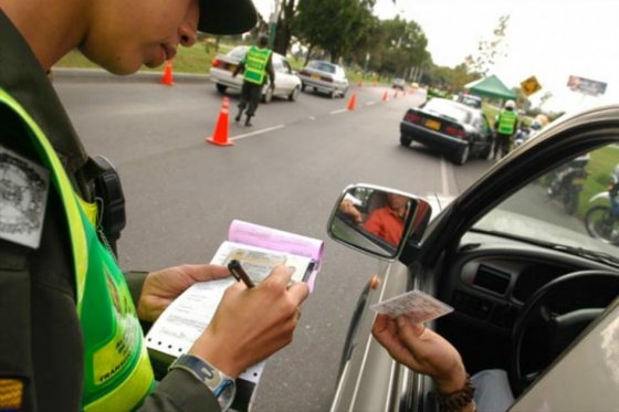1.628 comparendos a conductores borrachos en el puente de Reyes