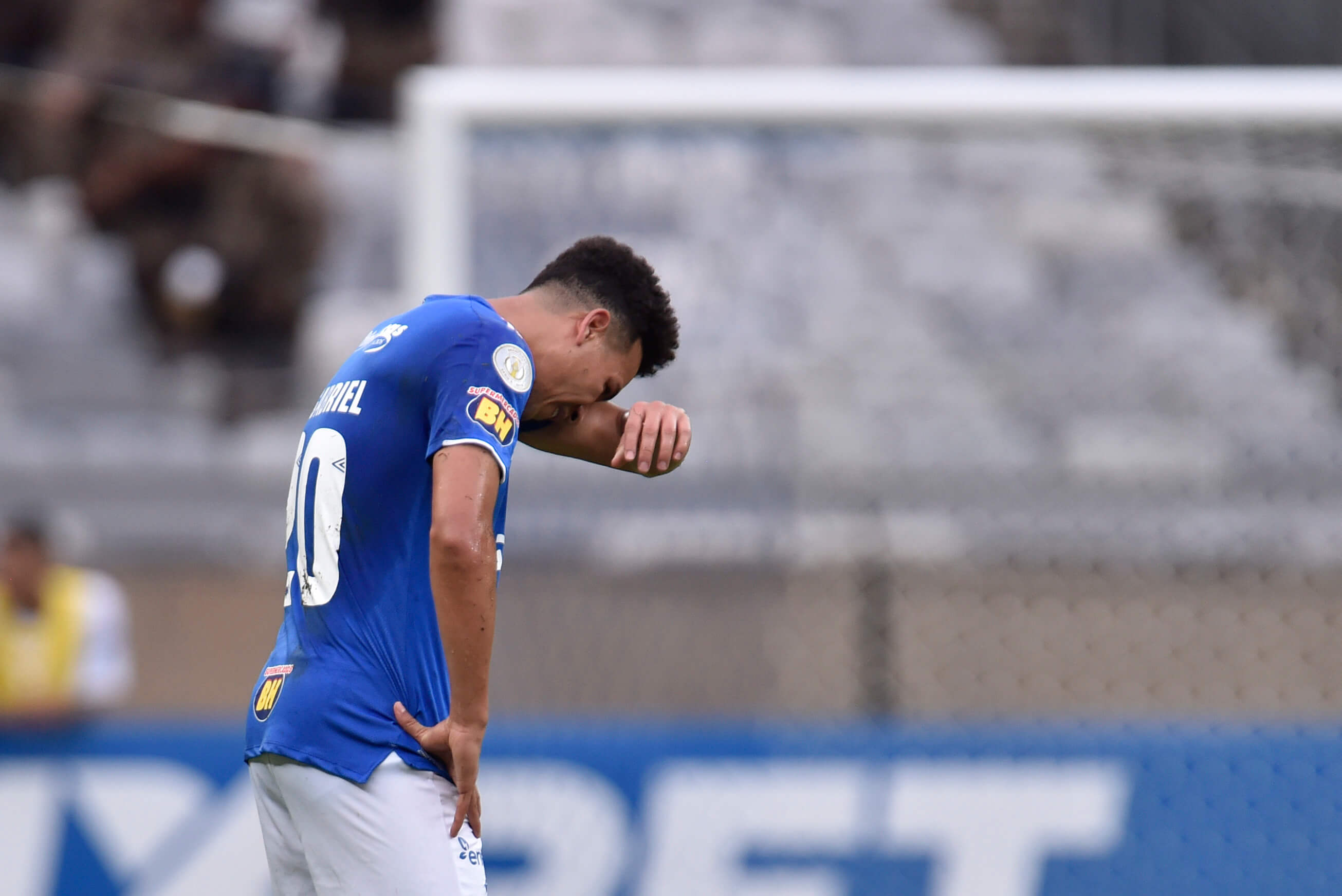 El histórico Cruzeiro bajó por primera vez a la segunda división de Brasil