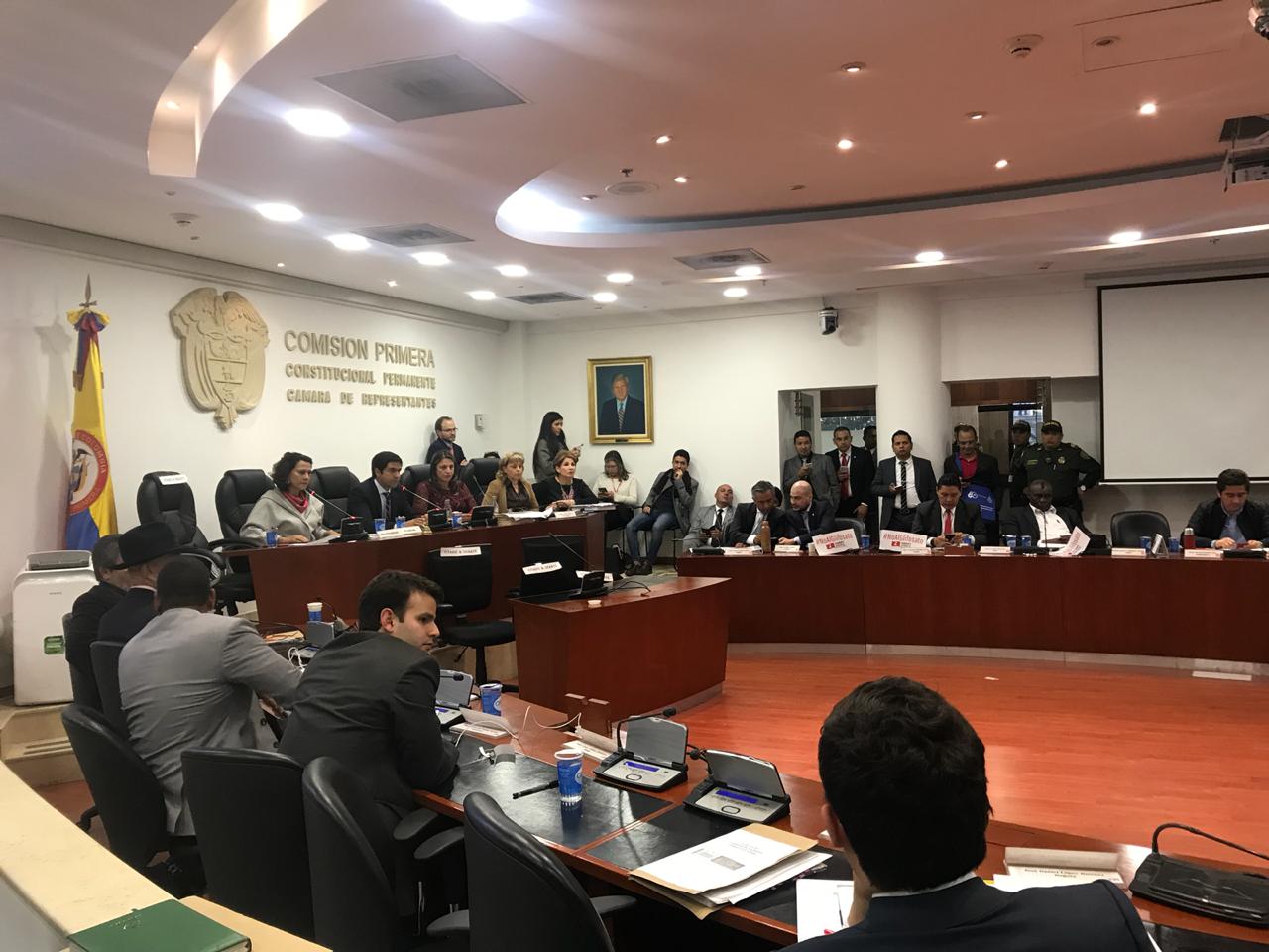 Proyecto que disminuía salario de congresistas está hundido