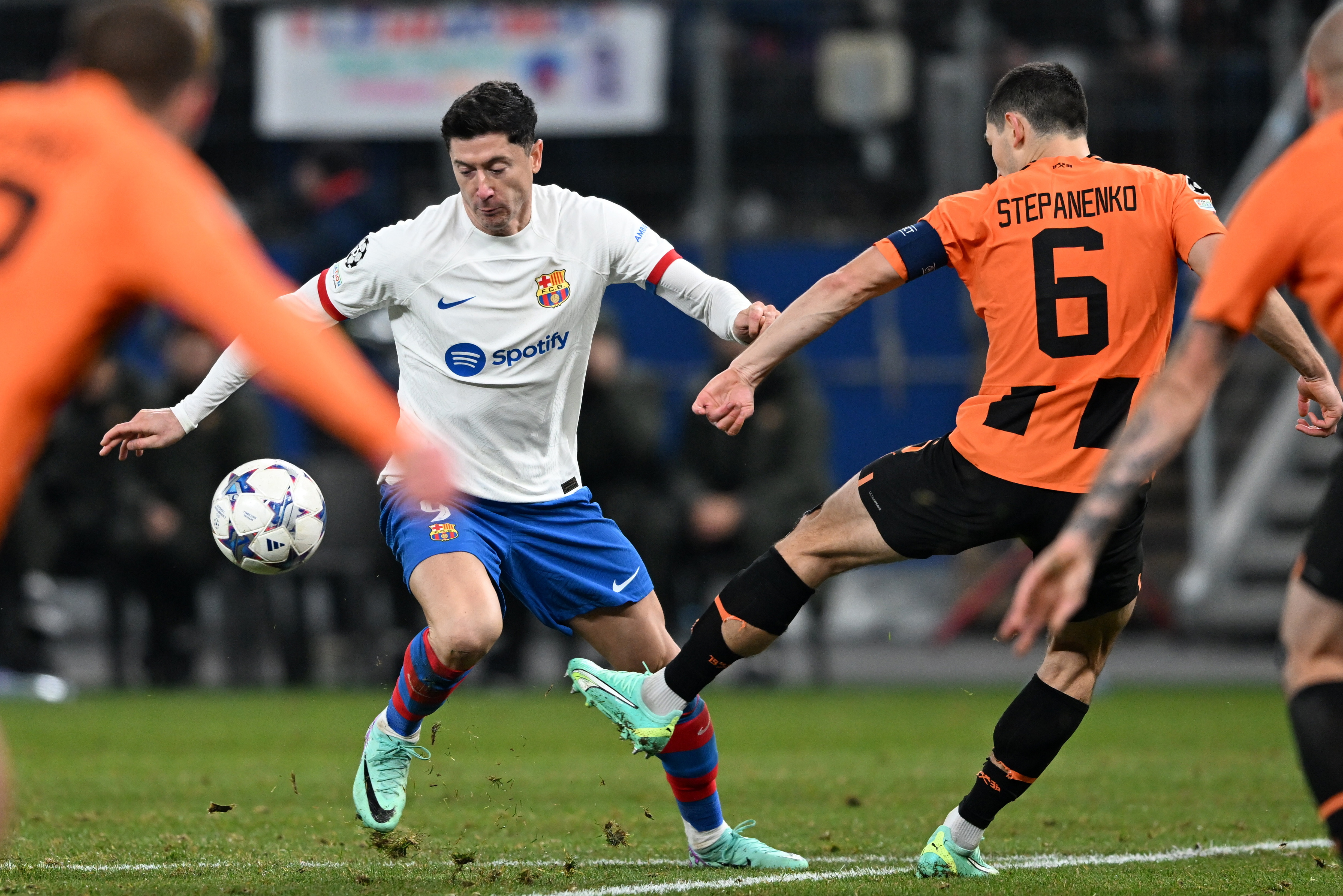 Barcelona cayó ante Shakthar Donetsk y aplazó su clasificación en Champions