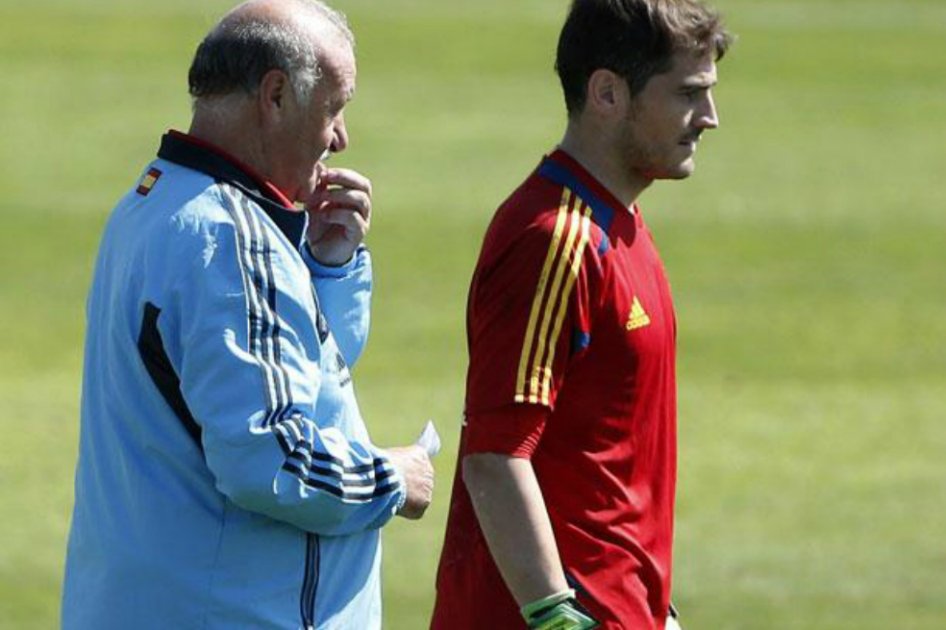 Casillas es historia viva del fútbol: Vicente del Bosque