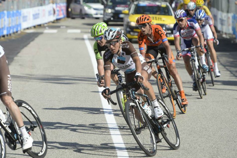 Domenico Pozzovivo, pedalista del AG2R. Foto: www.sirotti.it